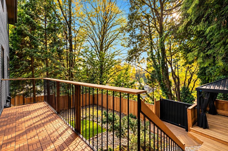 2221 Bowser Avenue North Vancouver, BC - 8