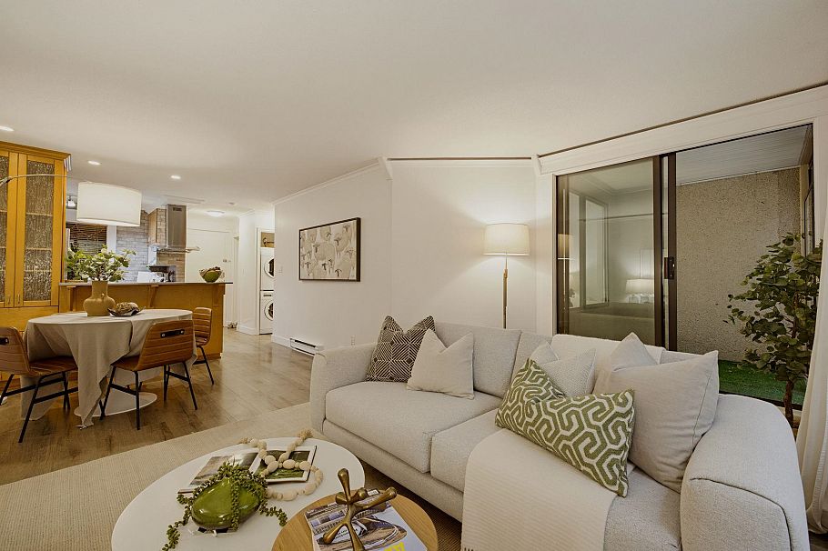 203 1350 Comox Street Vancouver, BC - 5