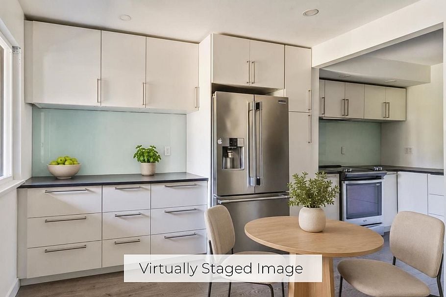 65 1930 Cedar Village Crescent North Vancouver, BC - 4