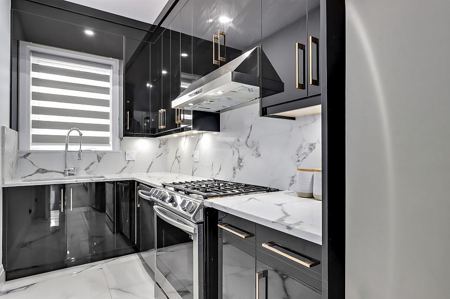 3560 Highland Boulevard North Vancouver, BC - 10