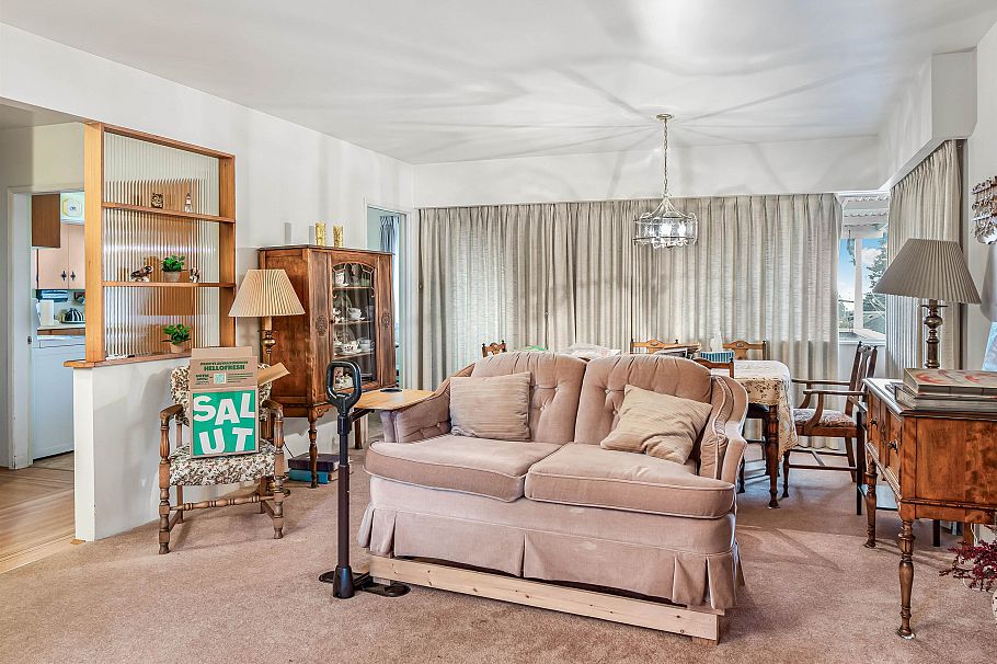 335 W 28th Street North Vancouver, BC - 22