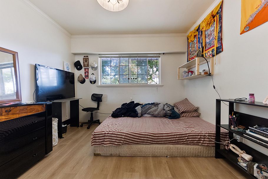 6187 Arlington Street Vancouver, BC - 12