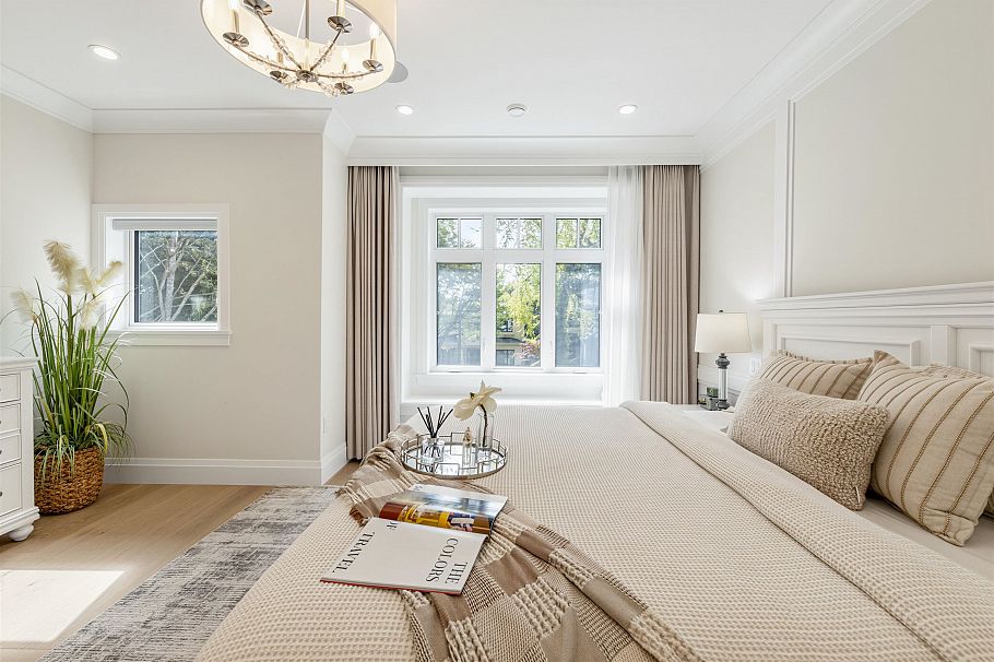 2755 W 38th Avenue Vancouver, BC - 21