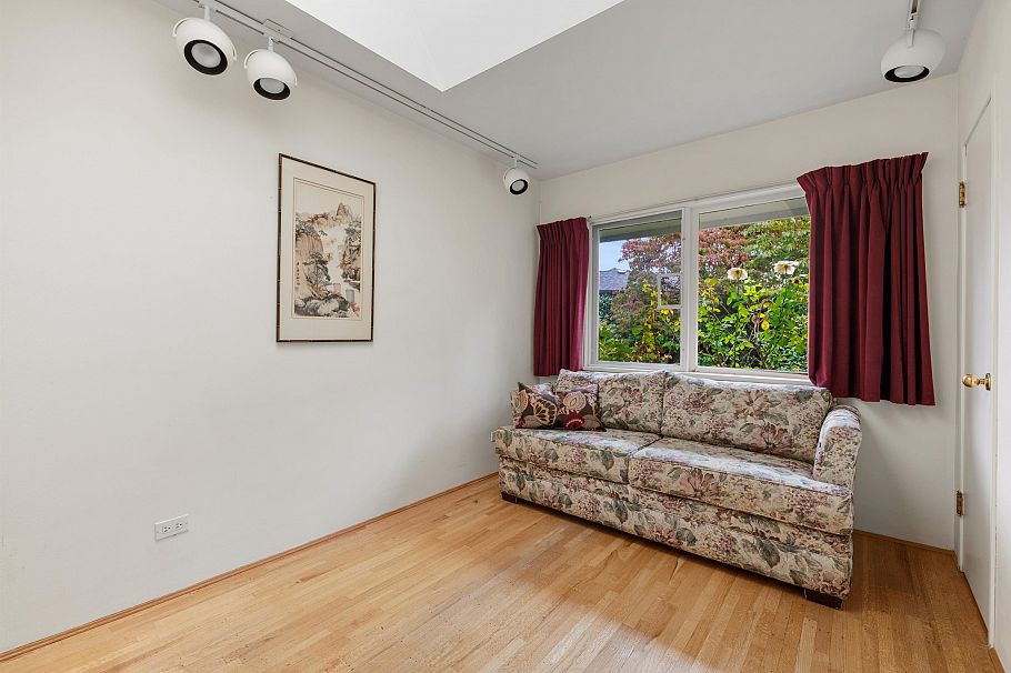 3692 Sunnycrest Drive North Vancouver, BC - 14