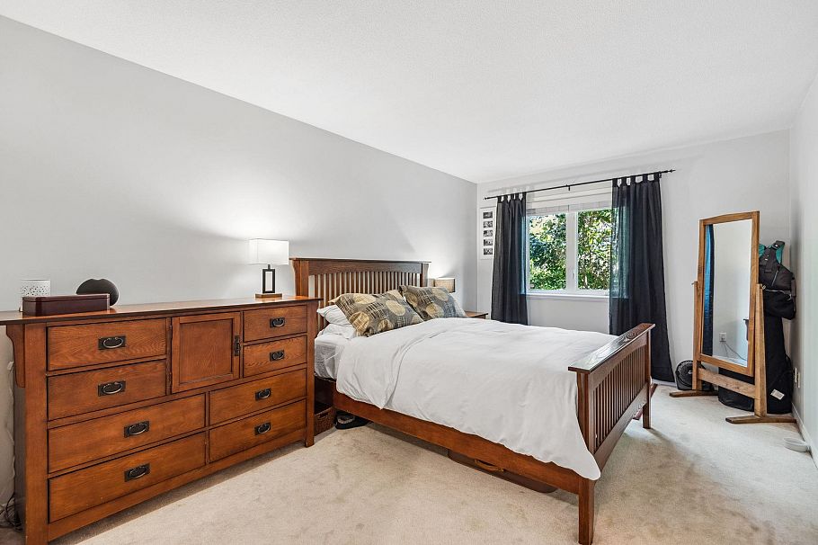 107 1523 Bowser Avenue North Vancouver, BC - 17