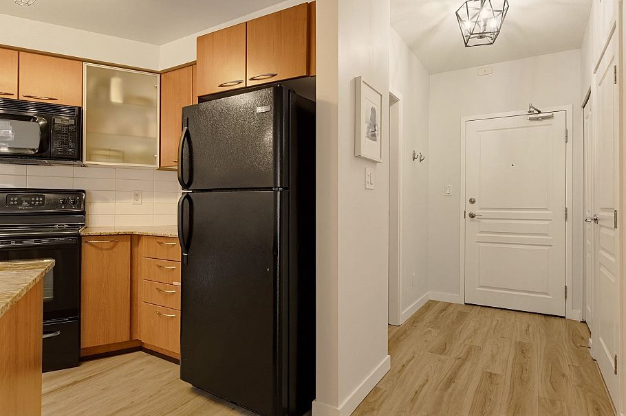 321 4028 Knight Street Vancouver, BC - 7