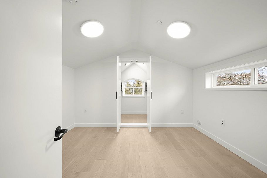 1161 Keefer Street Vancouver, BC - 16