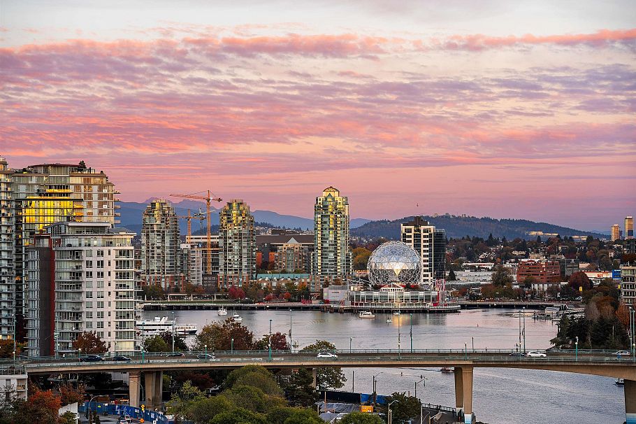 1706 1228 Marinaside Crescent Vancouver, BC - 14