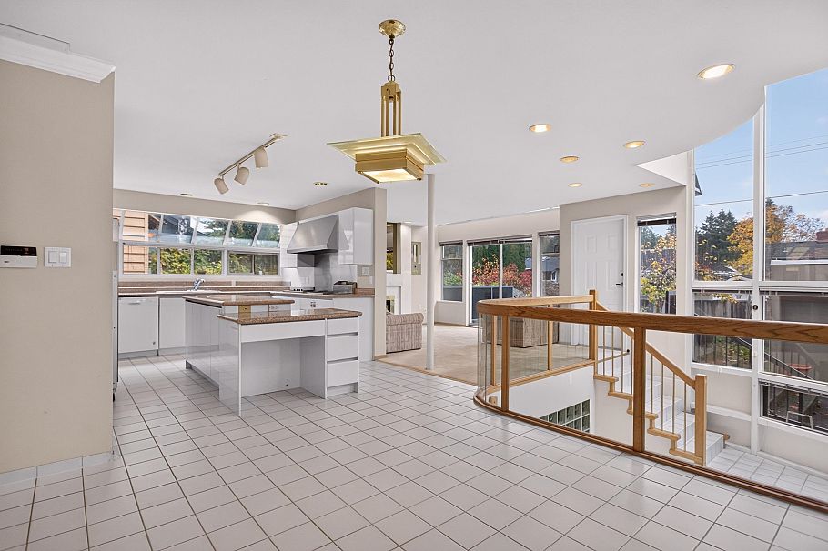 4452 Crown Street Vancouver, BC - 16