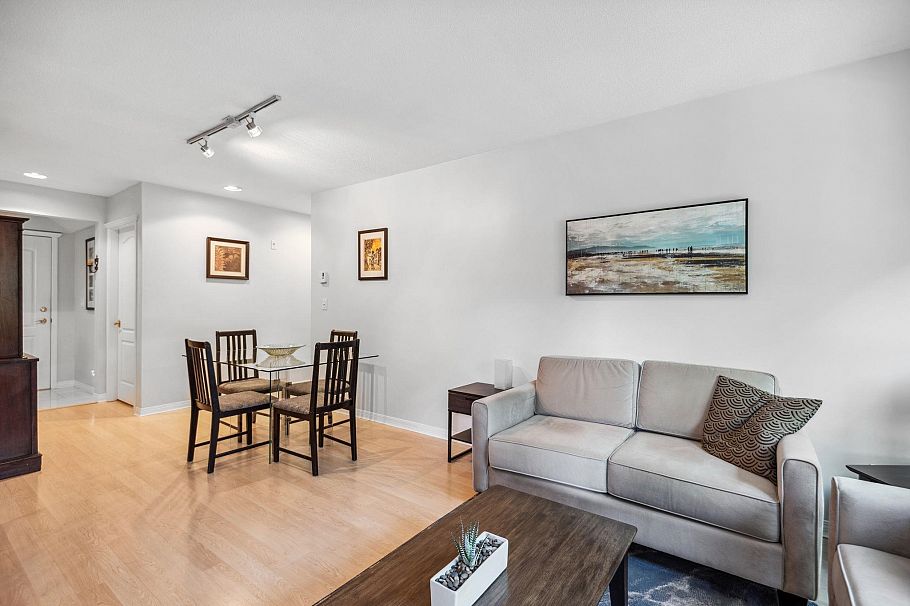 107 1523 Bowser Avenue North Vancouver, BC - 5
