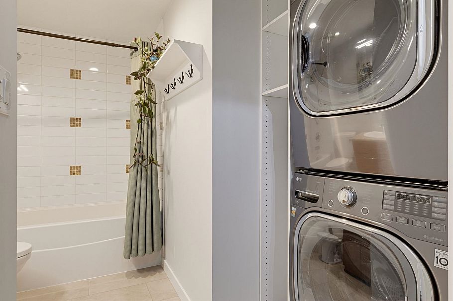 321 4028 Knight Street Vancouver, BC - 13
