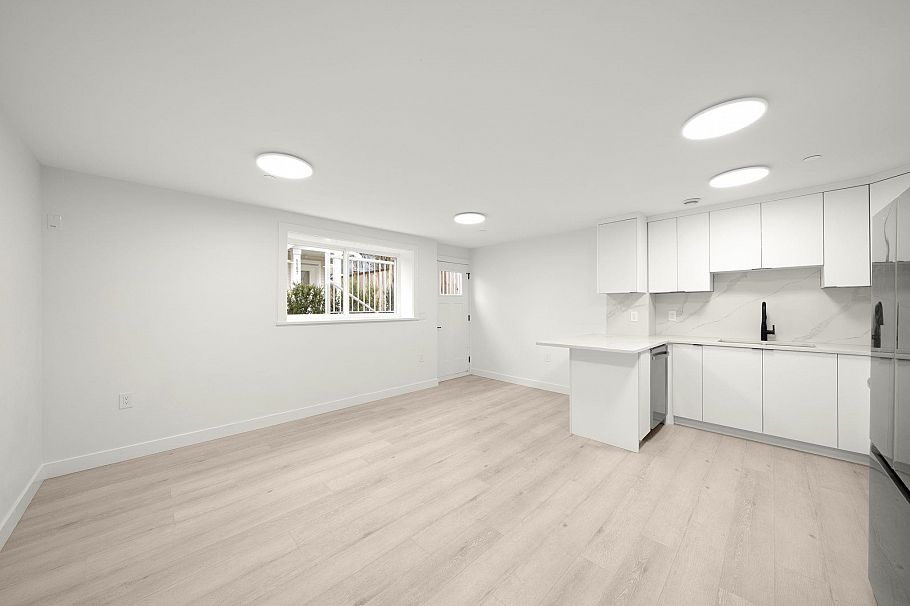 1161 Keefer Street Vancouver, BC - 27