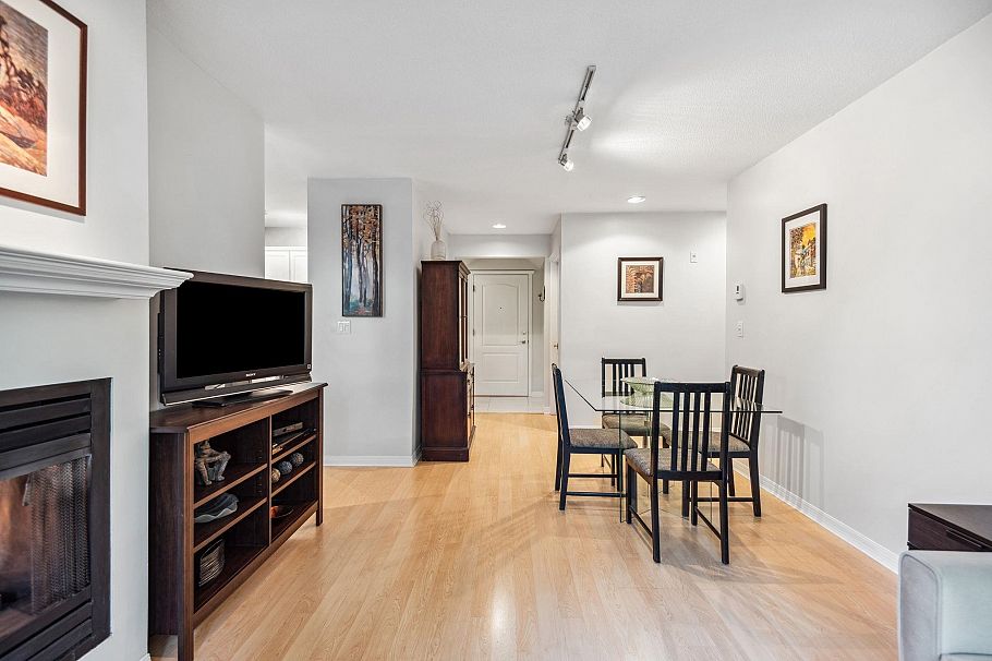 107 1523 Bowser Avenue North Vancouver, BC - 6