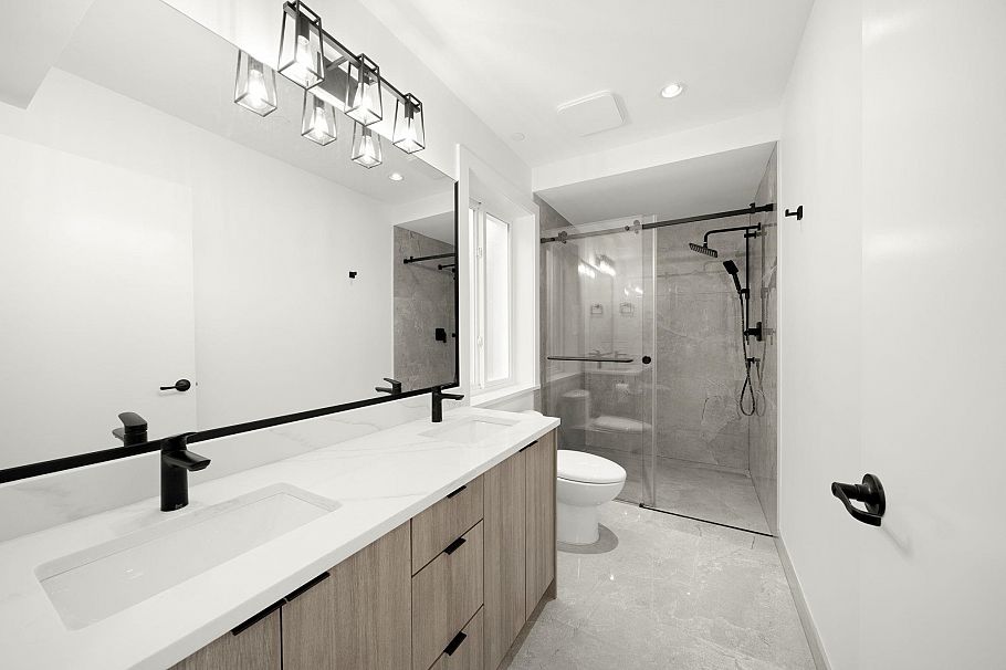1161 Keefer Street Vancouver, BC - 14