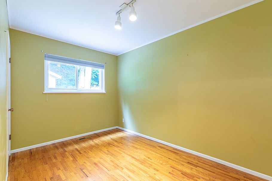 2256 Chapman Way North Vancouver, BC - 18