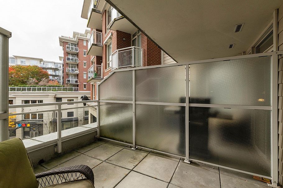 321 4028 Knight Street Vancouver, BC - 17