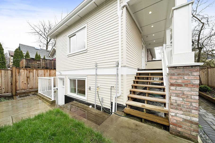 1161 Keefer Street Vancouver, BC - 25