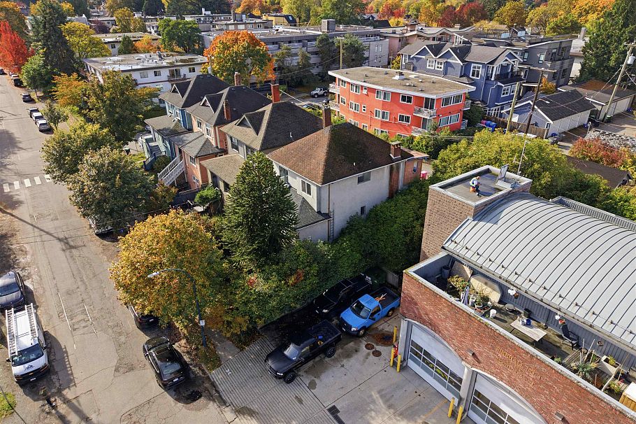 2833 Quebec Street Vancouver, BC - 3