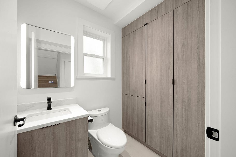 1161 Keefer Street Vancouver, BC - 8