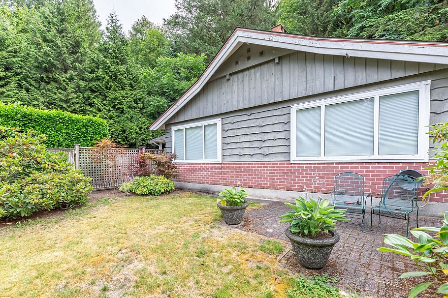 2256 Chapman Way North Vancouver, BC - 37
