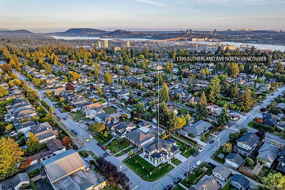 1390 Sutherland Avenue North Vancouver, BC - 31