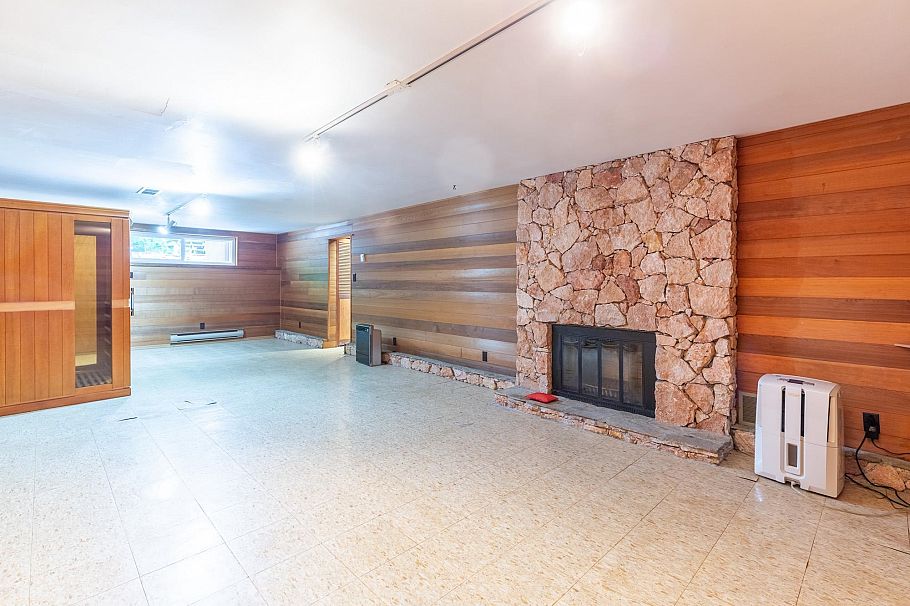 2256 Chapman Way North Vancouver, BC - 30