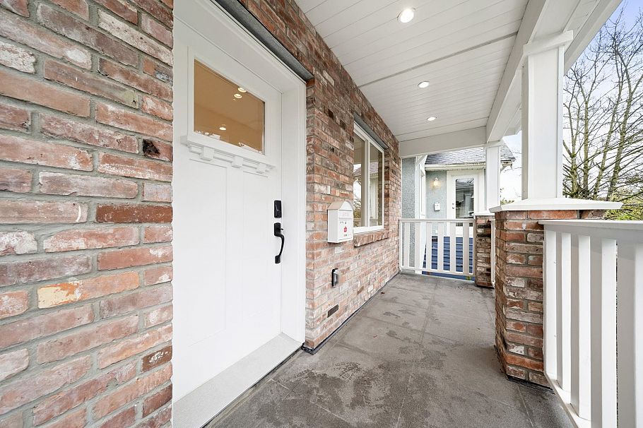 1161 Keefer Street Vancouver, BC - 3