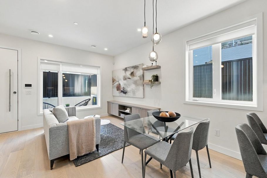 2 3183 Graveley Street Vancouver, BC - 5