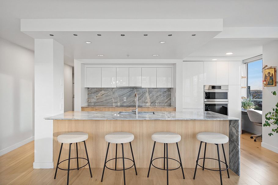 1706 1228 Marinaside Crescent Vancouver, BC - 21