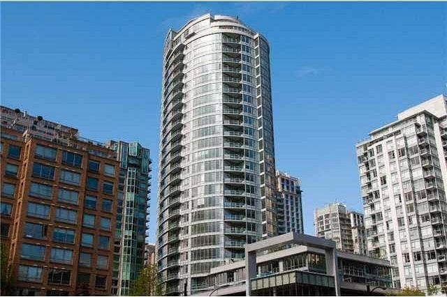801 833 Homer Street Vancouver, BC - 1