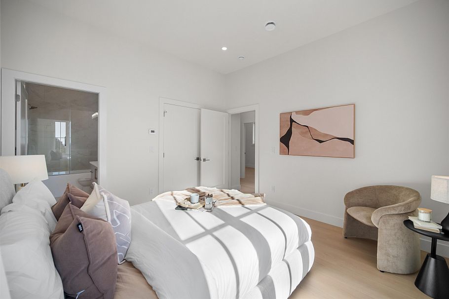 1 1613 E 58th Avenue Vancouver, BC - 6