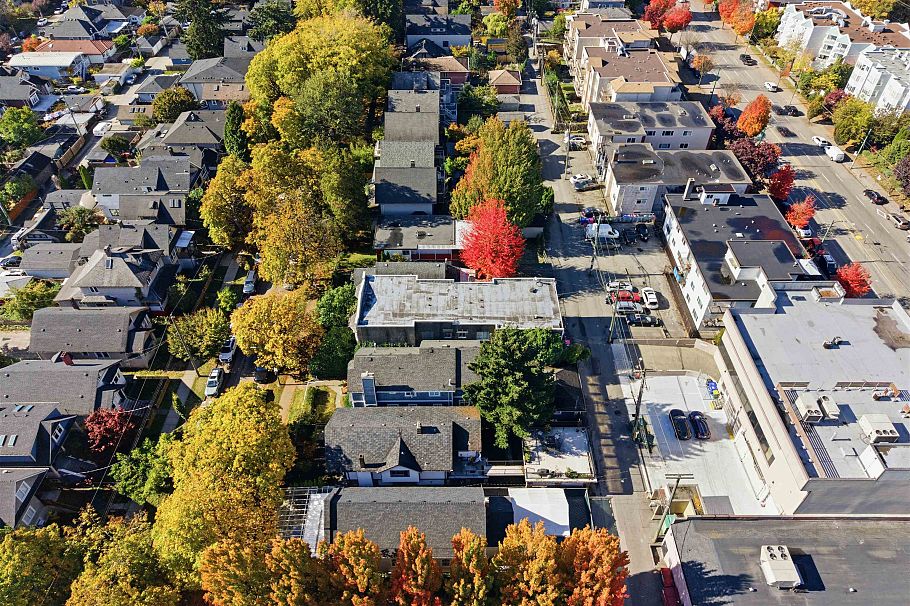 1629 E 10 Avenue Vancouver, BC - 7
