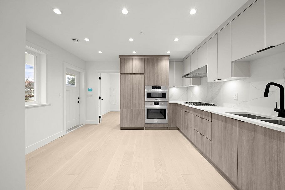 1161 Keefer Street Vancouver, BC - 9