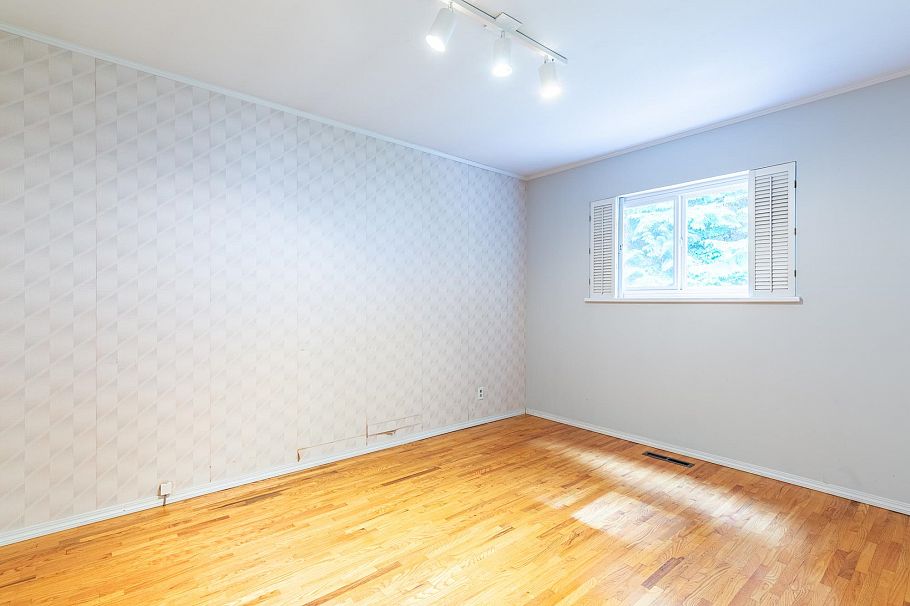 2256 Chapman Way North Vancouver, BC - 22
