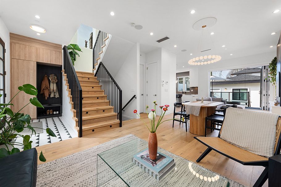 5059 Sherbrooke Street Vancouver, BC - 12