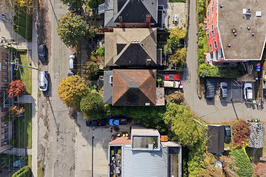 2833 Quebec Street Vancouver, BC - 16