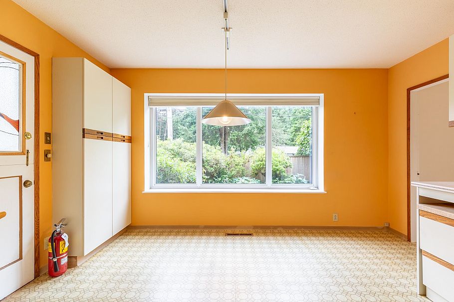 2256 Chapman Way North Vancouver, BC - 16