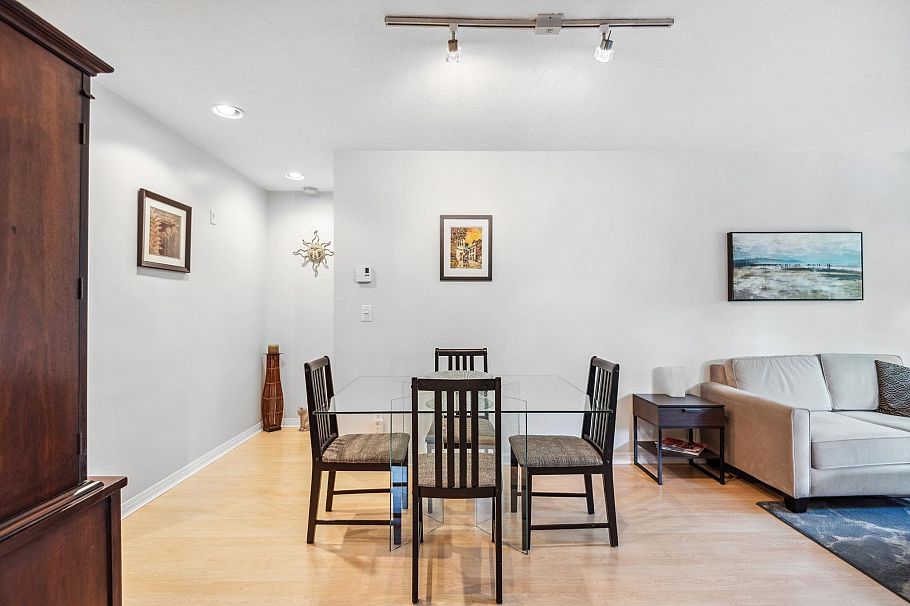 107 1523 Bowser Avenue North Vancouver, BC - 9