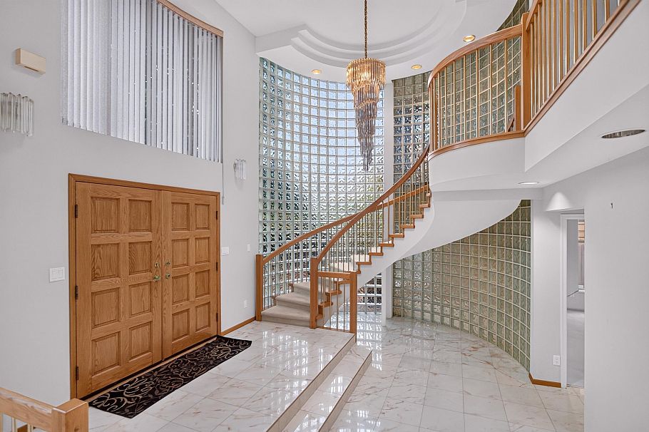 4452 Crown Street Vancouver, BC - 2