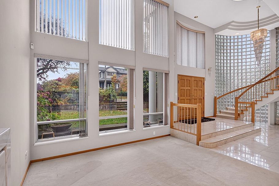 4452 Crown Street Vancouver, BC - 8