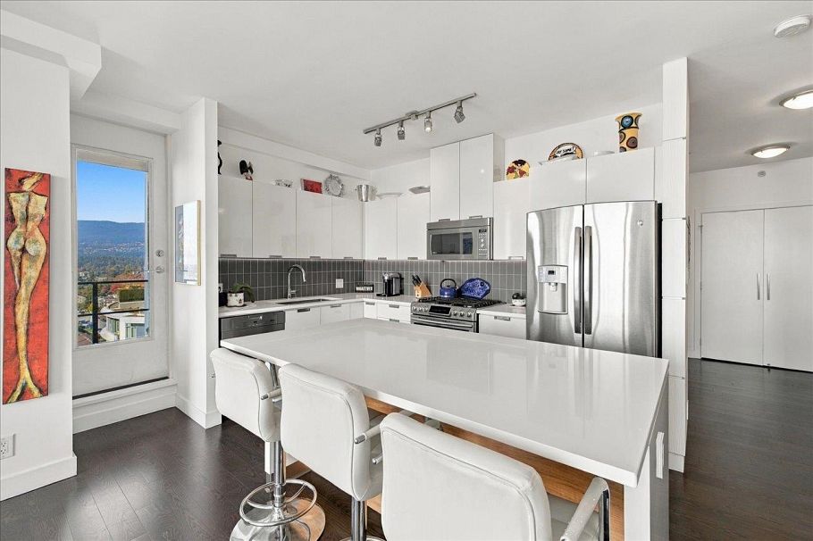 1803 151 W 2nd Street North Vancouver, BC - 9