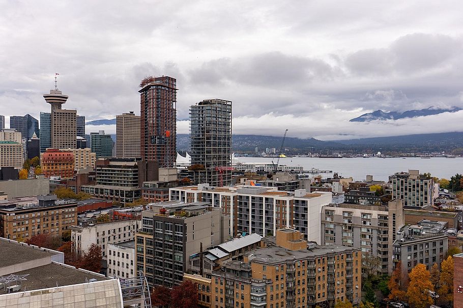 550 Taylor Street Vancouver, BC - 1