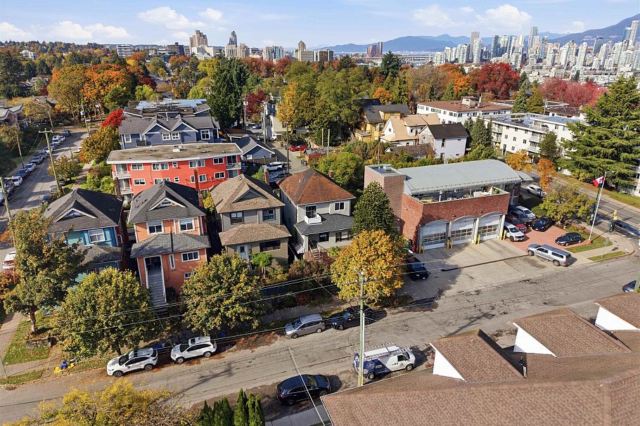 2833 Quebec Street Vancouver, BC - 12