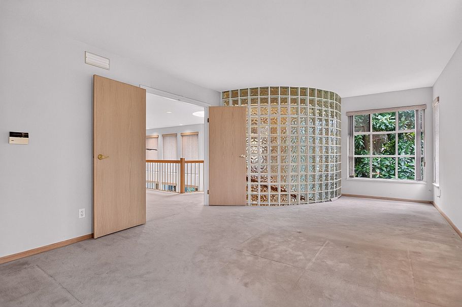 4452 Crown Street Vancouver, BC - 20