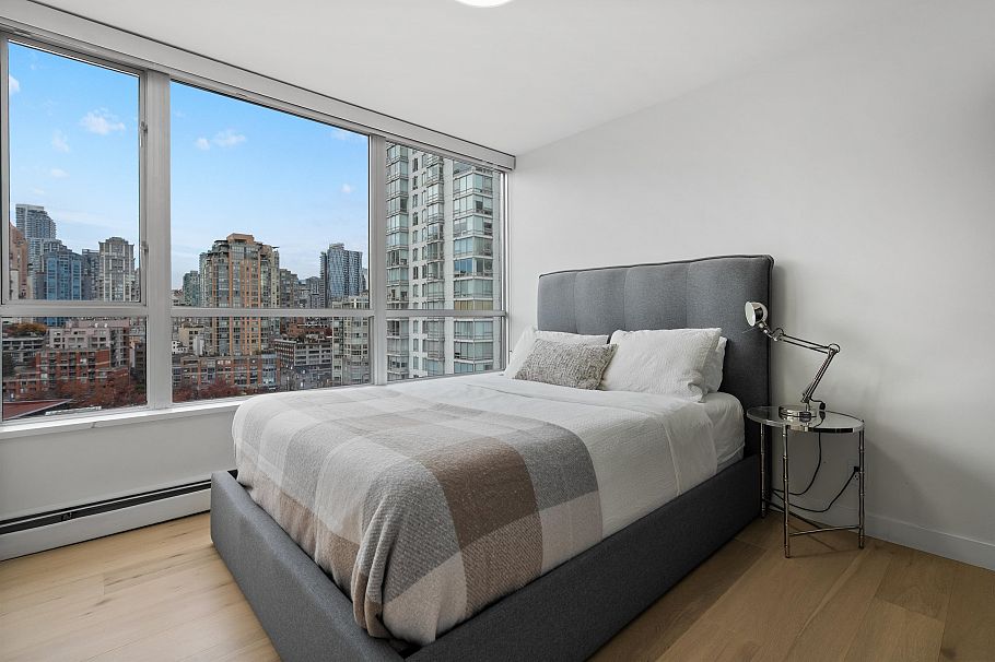 1706 1228 Marinaside Crescent Vancouver, BC - 29