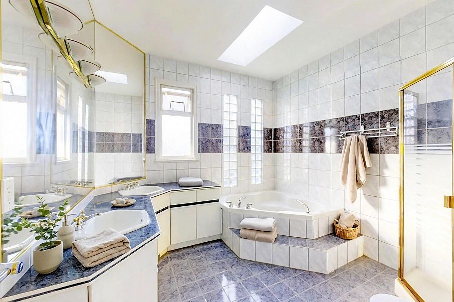 2839 W 42nd Avenue Vancouver, BC - 7