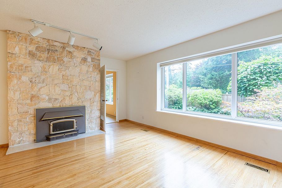 2256 Chapman Way North Vancouver, BC - 8