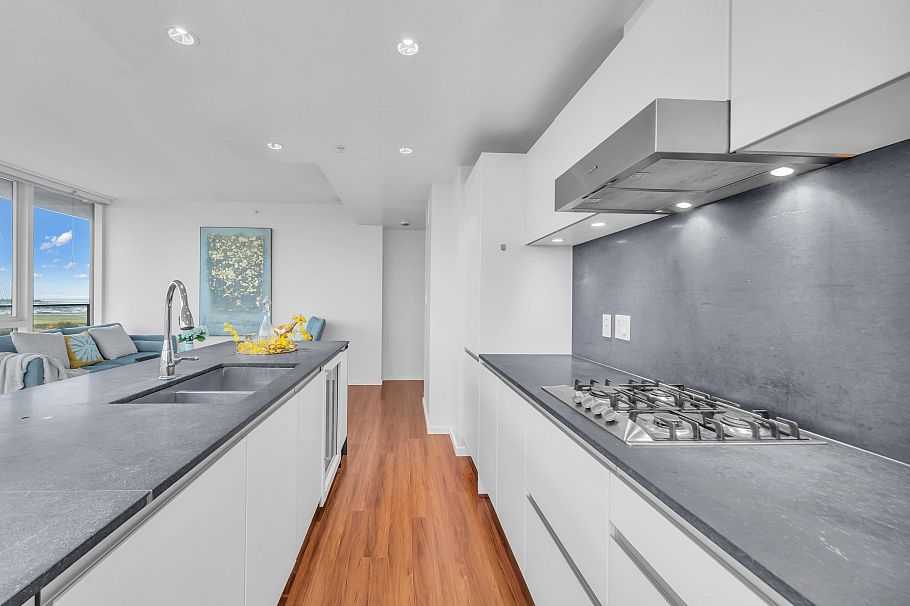1703 8588 Cornish Street Vancouver, BC - 6