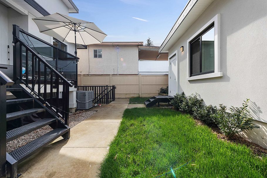 5059 Sherbrooke Street Vancouver, BC - 27