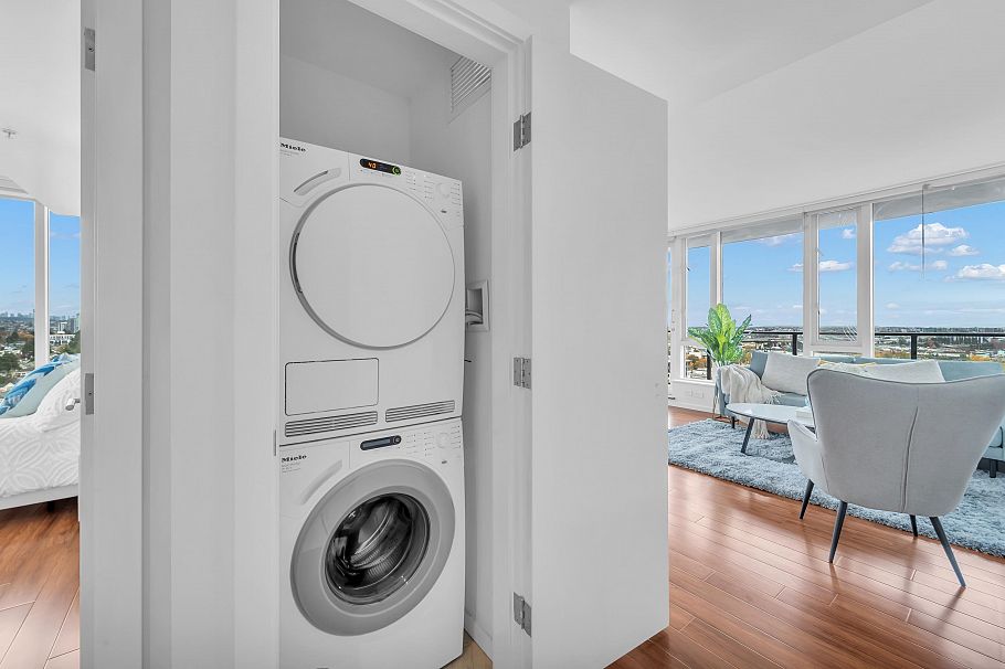 1703 8588 Cornish Street Vancouver, BC - 9